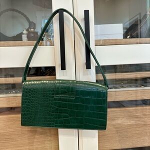 Amazon The Drop Safiya Flap Shoulder Bag